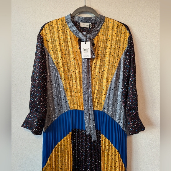 COACH Pleated Tie Dress Style No. 2075 Colorblock Midi Dress - Pockets, Neck Tie - Picture 5 of 6